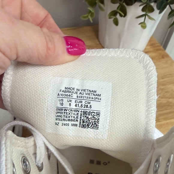 Converse Women's White Platform Sneakers size 10 new no box - Picture 5 of 6